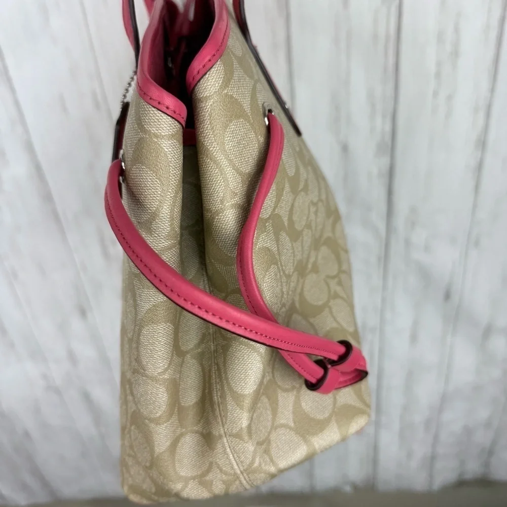 Coach tan monogram pink trim tote bag - Picture 3 of 11